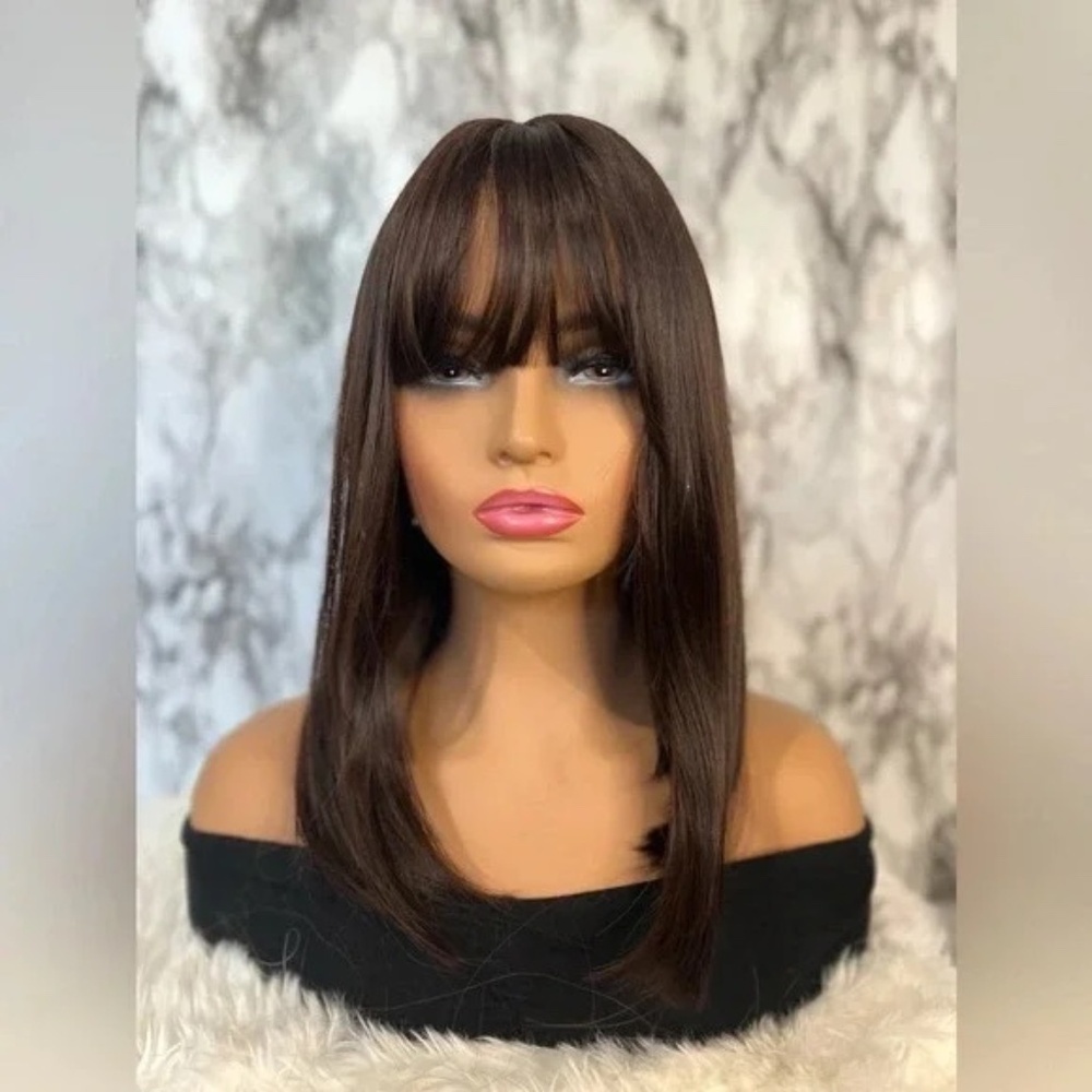 Dark Chocolate Brown Short Wig With Bangs - Picture 5 of 5